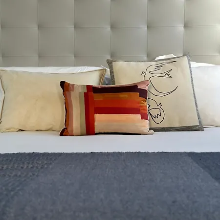 History Apartment *