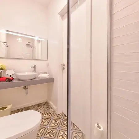 Apartment History